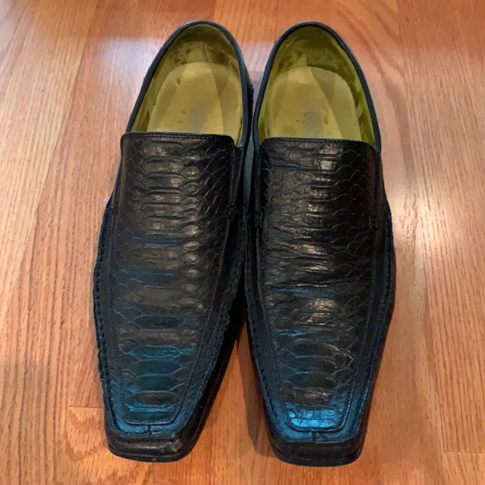 Men’s shoes